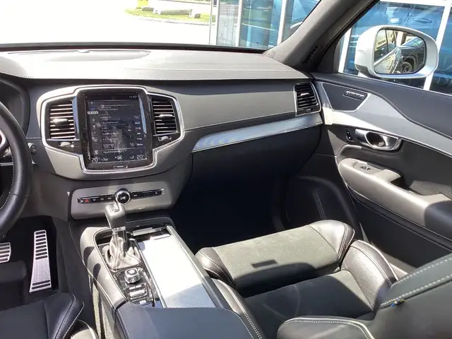 2019 Volvo XC90 in Cars & Trucks in Mississauga / Peel Region - Image 5