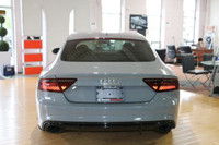 Special Finance Price: $58,999 | Cash Price: $60 ,499 2017 Audi RS7 Prestige - No Accidents, Clean C... (image 4)
