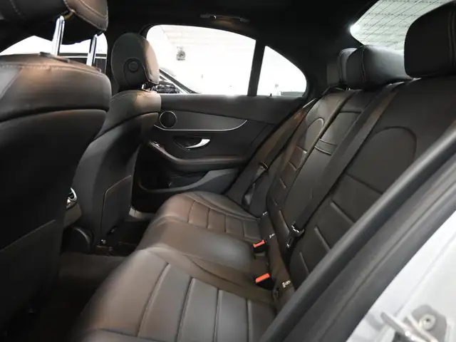 2021 Mercedes-Benz C 300 4MATIC No Accident AMG Night Digital Da in Cars & Trucks in Mississauga / Peel Region - Image 27