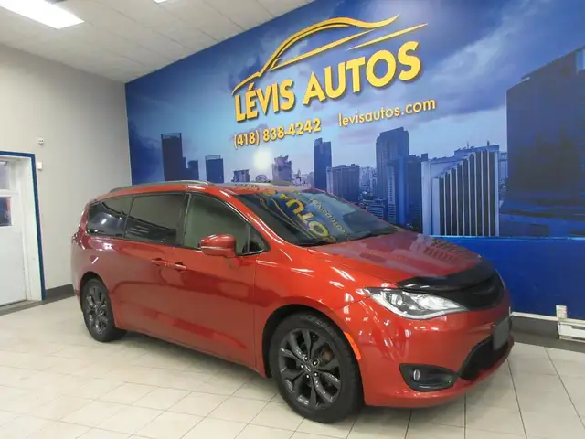 CHRYSLER PACIFICA 2018 LIMITED S GPS NAVIGATION CUIR TOIT PANO T in Cars & Trucks in Lévis - Image 4