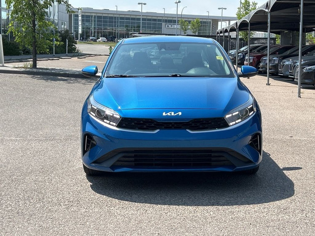 2022 Kia Forte EX IVT - NO ACCIDENTS / HEATED SEATS in Cars & Trucks in Calgary - Image 2