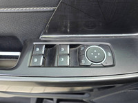 2022 Ford F-150 XLT 4WD Supercrew with the 3.5L Ecoboost and only 81,000kms. Equipped with the Sport... (image 9)
