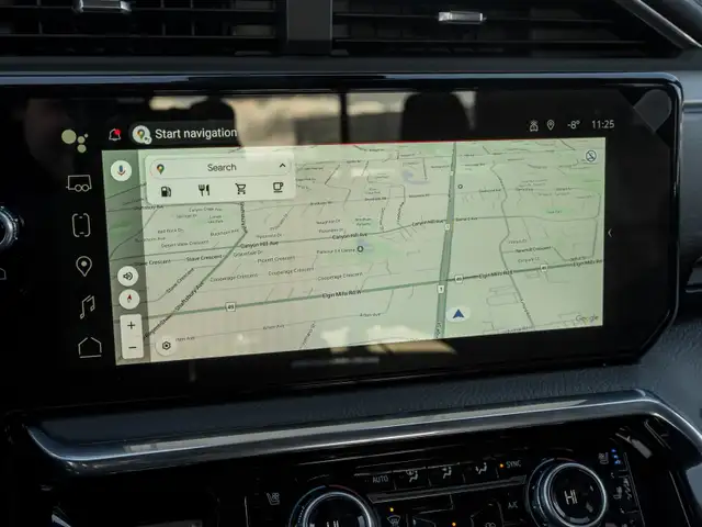 2025 GMC SIERRA 2500HD Denali- Diesel in Cars & Trucks in Markham / York Region - Image 24