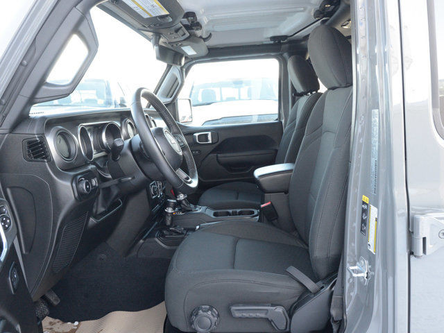 2023 Jeep Wrangler Sport S 4x4, Nav, Heated Seats, Remote Start in Cars & Trucks in Calgary - Image 2