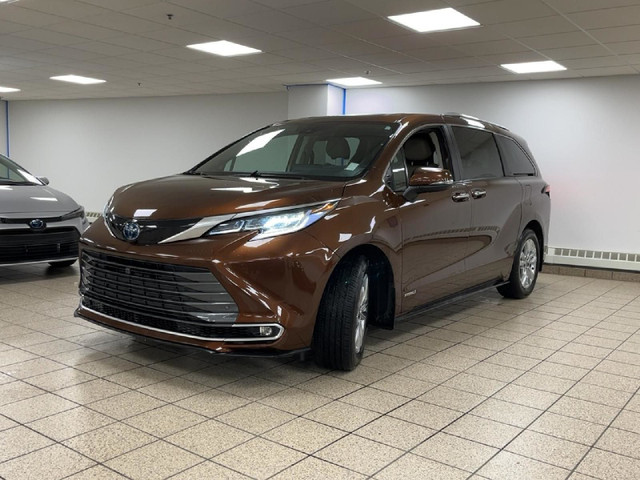 2021 Toyota Sienna Hybrid LIMITED in Cars & Trucks in Calgary - Image 2