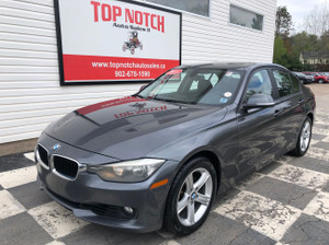 2013 BMW 3 Series Xdrive - sunroof, power memory seats, a/c, cruise