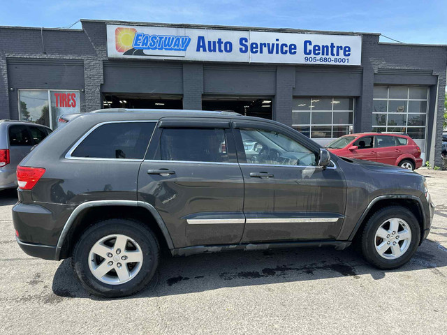 2011 Jeep Grand Cherokee Laredo in Cars & Trucks in St. Catharines - Image 3