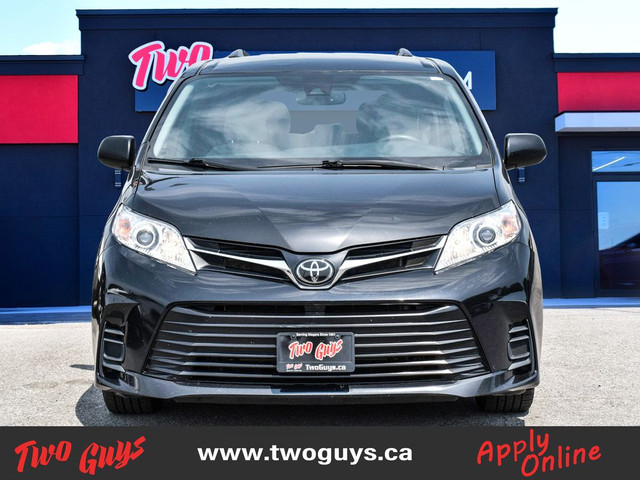 2019 Toyota Sienna 7 Passenger AWD LE in Cars & Trucks in St. Catharines - Image 2