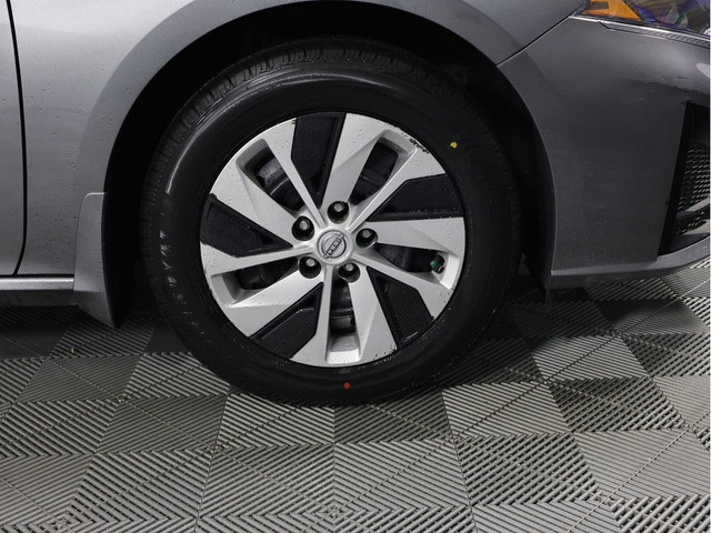 2023 Nissan Altima S | 8-inch touchscreen | VC-Turbo Engine | in Cars & Trucks in Calgary - Image 3