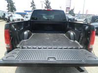 2011 SLE 2500 ¾ TON 4X4 / QUAD CAB SHORT BOX ,6.0L ( gas) engine automatic transmission,Power locks,... (image 5)