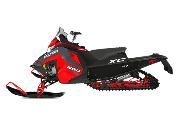 2024 Polaris Industries 650 Indy XC137 Red 1.25 7s in Snowmobiles in Ottawa - Image 2