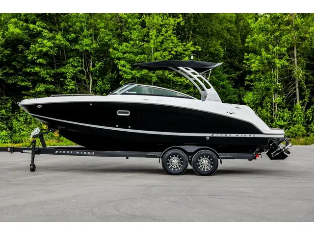 2026 Four Winns HD5 in Powerboats & Motorboats in Québec City - Image 3
