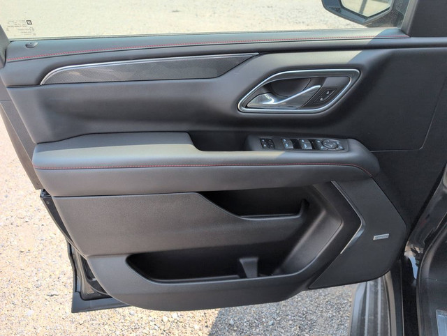 2023 Chevrolet SUBURBAN RST W LUXURY PKG LEATHER SUNROOF 4WD in Cars & Trucks in Red Deer - Image 4