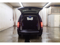 **ACCIDENT FREE - MECHANICALLY CERTIFIED** 143,679 KM This 2017 Dodge Grand Caravan Crew Plus is pow... (image 9)