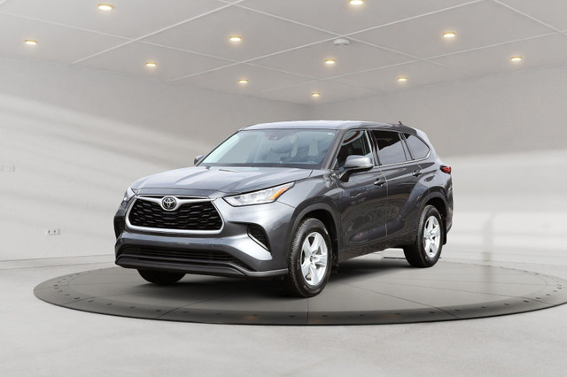 2020 Toyota Highlander LE + TRACTION INTEGRAL + SIEGES CHAUFFANT in Cars & Trucks in Longueuil / South Shore