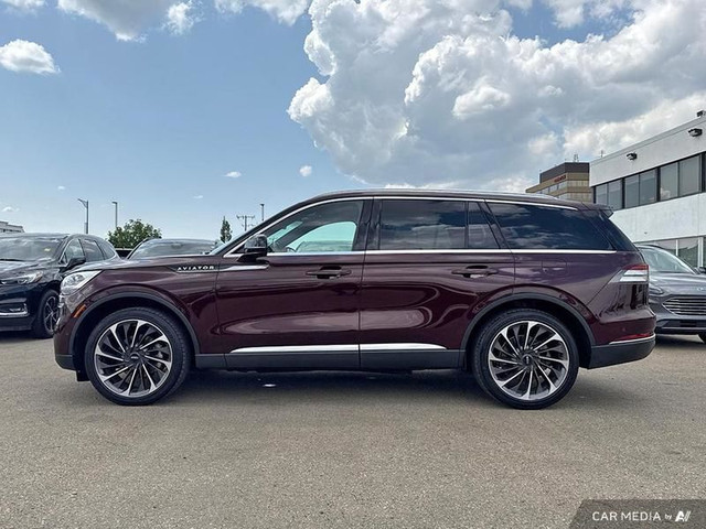 2021 Lincoln Aviator Reserve in Cars & Trucks in Edmonton - Image 3
