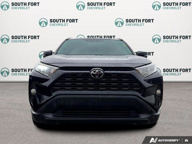 2019 Toyota RAV4 XLE AWD | Heated Seats & Steering in Cars & Trucks in Strathcona County - Image 4
