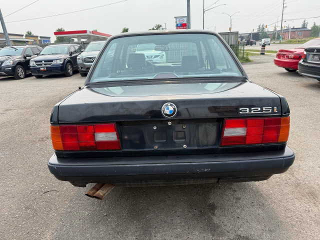1990 BMW 3 Series 325i, E30, AUTO, BARN FIND, 139KMS, AS IS SPEC in Cars & Trucks in London - Image 4