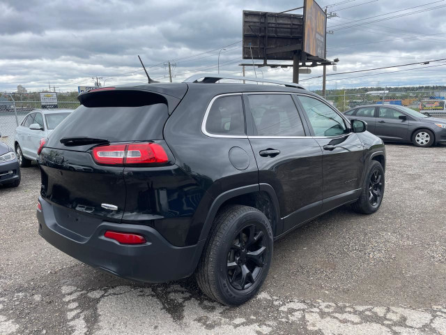2015 Jeep Cherokee 4WD 4dr North, Bluetooth, Back up camera in Cars & Trucks in Calgary - Image 4