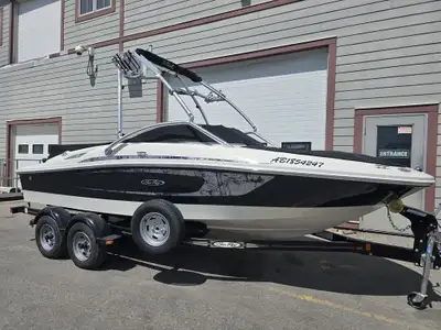 Cleanest Boat we had all season! 193 Hours. Mercury 5.0L TKS Wakeboard Tower with Board Racks and Bi...