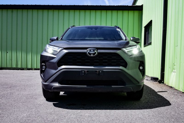 2022 Toyota RAV4 XLE in Cars & Trucks in Ottawa - Image 4