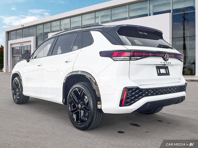 2025 Volkswagen Tiguan Comfortline R-Line Black Edition in Cars & Trucks in Medicine Hat - Image 4
