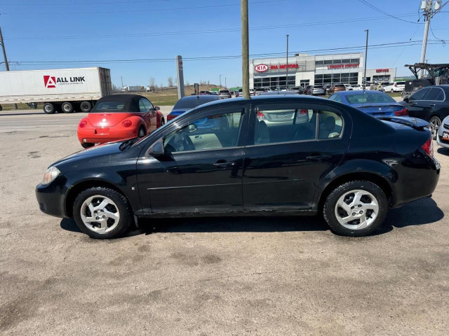 2007 Pontiac G5 SEDAN, AUTO, 4 CYL, RUNS AND DRIVES WELL, AS IS in Cars & Trucks in London - Image 2