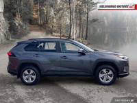 Engine: Gas/Electric 4cyl 2.5L L/100Km City: 5.8 L/100Km Hwy: 6.3 Safety Equipment Electronic Stabil... (image 5)