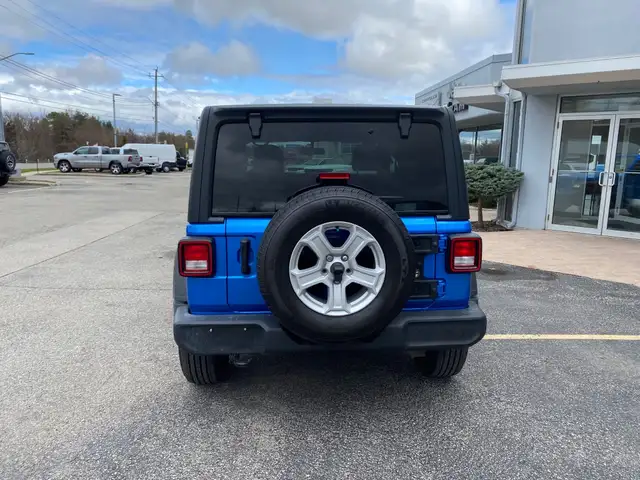 2022 Jeep Wrangler Sport Fresh Arrival!!! In For Clean Up!!! in Cars & Trucks in Norfolk County - Image 5