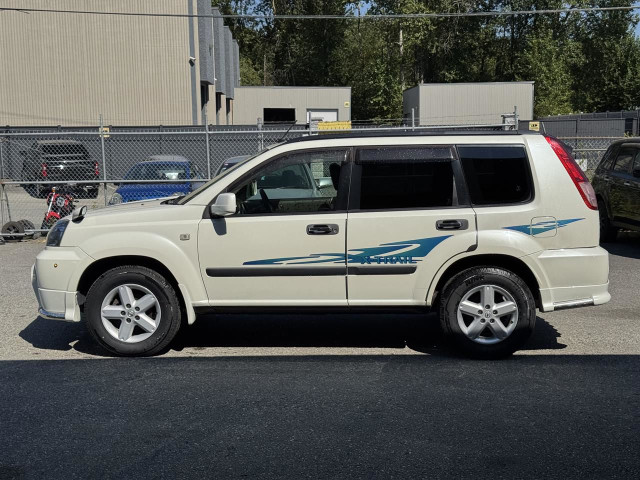 2004 Nissan X-Trail 4WD in Cars & Trucks in Richmond - Image 4