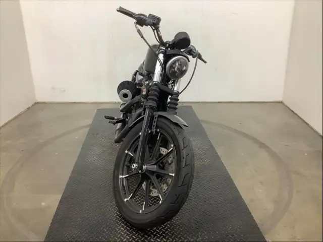 2018 Harley-Davidson Sportster XL883N Iron in Street, Cruisers & Choppers in City of Toronto - Image 12