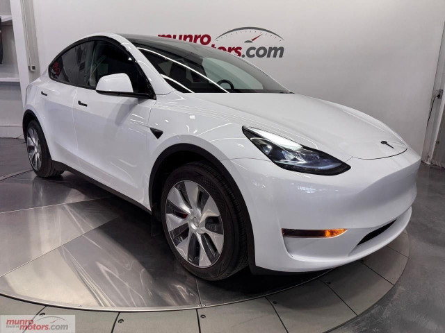 2023 Tesla Model Y in Cars & Trucks in Brantford