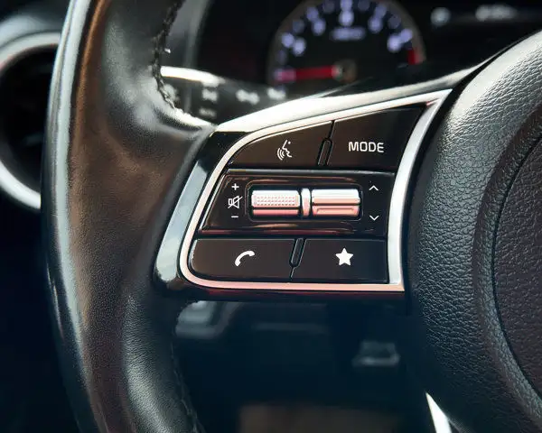 2022 Kia Forte EX | Charging Pad | Apple CarPlay | Heated Wheel in Cars & Trucks in Edmonton - Image 16