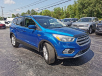 • Power_Steering • Power_Brakes • Power_Windows • Power_Mirrors • Power_Locks • Air_Conditioning • T... (image 1)