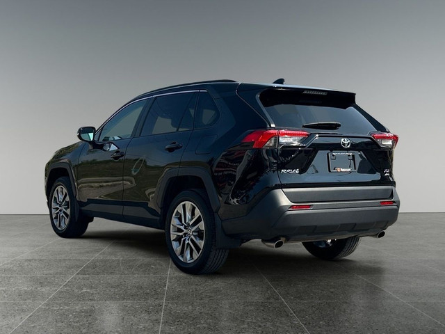2023 Toyota RAV4 XLE / Back Up Camera / Heated Seats in Cars & Trucks in Calgary - Image 4