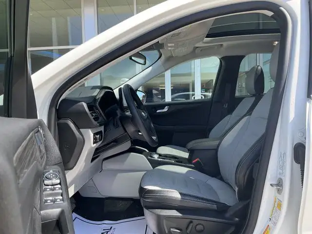 2024 Ford Escape PHEV in Cars & Trucks in Winnipeg - Image 6