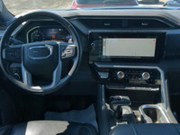 Check out this certified 2023 GMC Sierra 1500 Denali Crew 4X4 | 5.3L | Reserve Package | HUD | Adapt... (image 2)