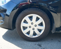 This Kia Rio 5-door delivers a Regular Unleaded I-4 1.6 L/98 engine powering this Variable transmiss... (image 9)