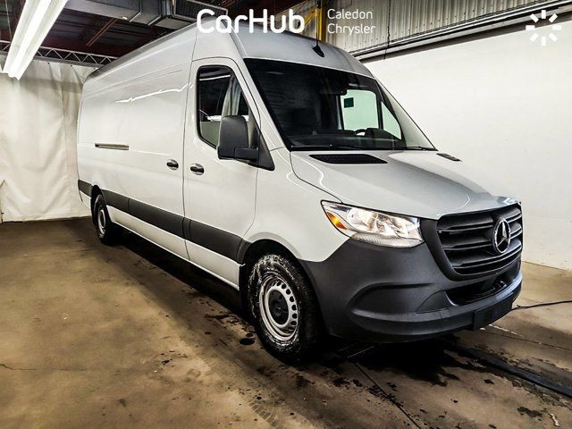 2024 Mercedes-Benz Sprinter Cargo Van 2500 High Roof I4 Diesel in Cars & Trucks in Mississauga / Peel Region - Image 4