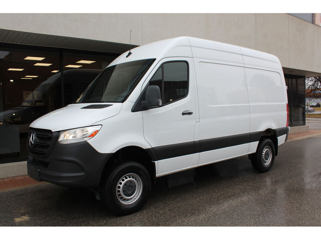 2019 Mercedes-Benz Sprinter Cargo Van \"4X4\" - \"LEATHER SEATS\ in Cars & Trucks in City of Toronto - Image 2