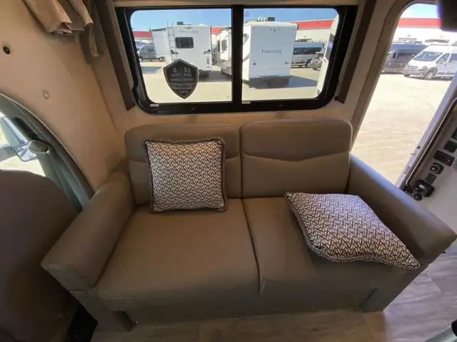 2024 Thor Motor Coach Outlaw 29J in RVs & Motorhomes in Abbotsford - Image 25