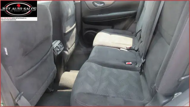 2015 Nissan Rogue S AWD SUV in Cars & Trucks in Edmonton - Image 17