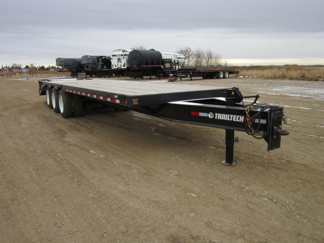 2023 Trailtech TD320-28 PH Industrial Flatdeck Trailer in Cargo & Utility Trailers in Regina - Image 4