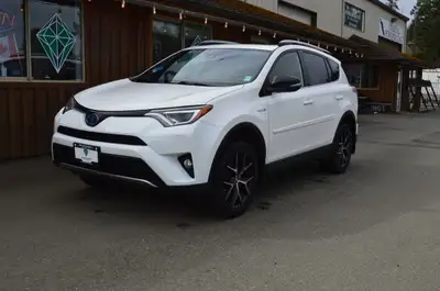 One owner Vancouver Island ride and Accident free!! The 2018 Toyota RAV4 Hybrid SE is the best fuel-...