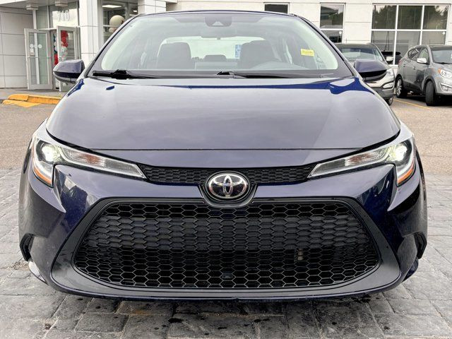 2022 Toyota Corolla LE | No Accidents| Premium Mats | BlindSpot in Cars & Trucks in Calgary - Image 2