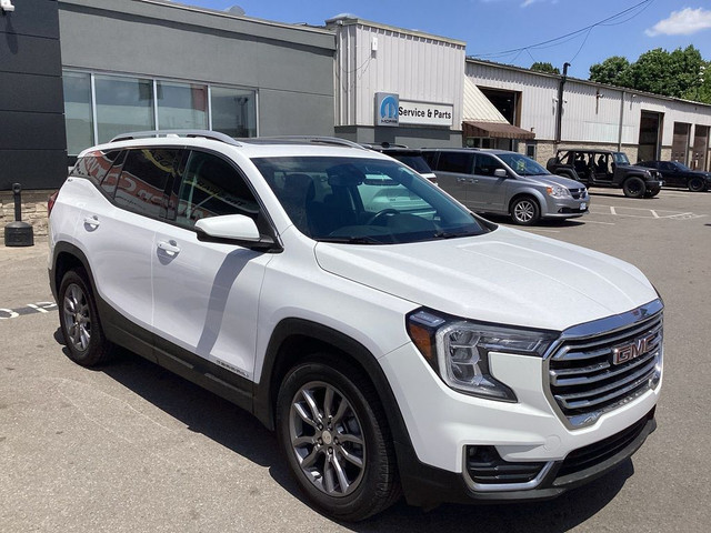 2022 GMC Terrain SLT in Cars & Trucks in Oakville / Halton Region - Image 3