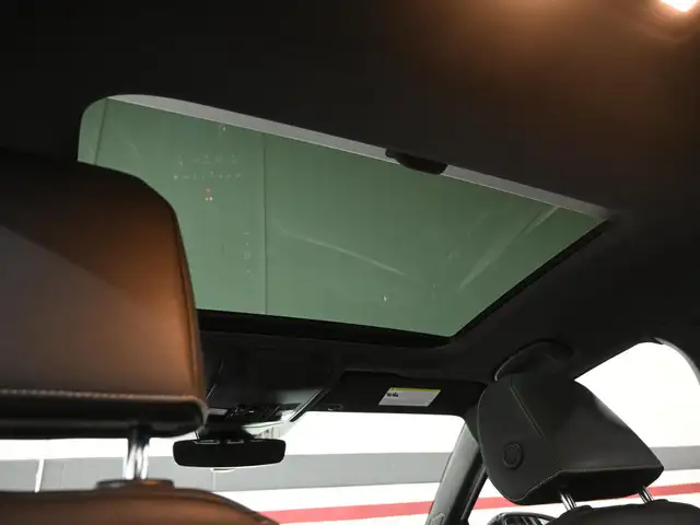 2021 Volkswagen Jetta Highline R-Line Ambient Light Adaptive Cru in Cars & Trucks in Kitchener / Waterloo - Image 25