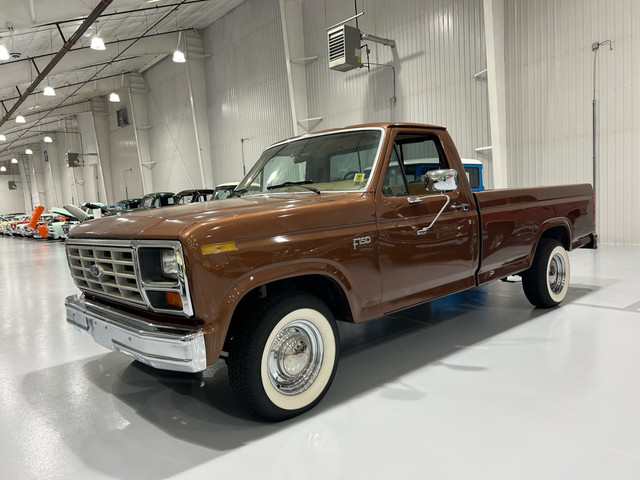 1985 Ford F150 in Classic Cars in London - Image 2