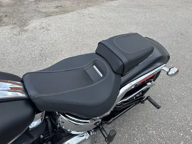 2023 Harley-Davidson Breakout ~ AIR RIDE ~ 260 REAR ~ 23\" FRONT in Street, Cruisers & Choppers in City of Toronto - Image 20