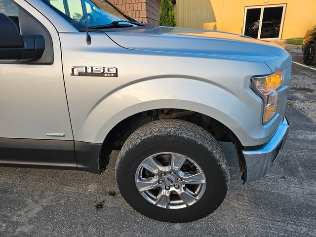2016 Ford F-150 4WD SuperCrew 145 XLT in Cars & Trucks in Chatham-Kent - Image 3